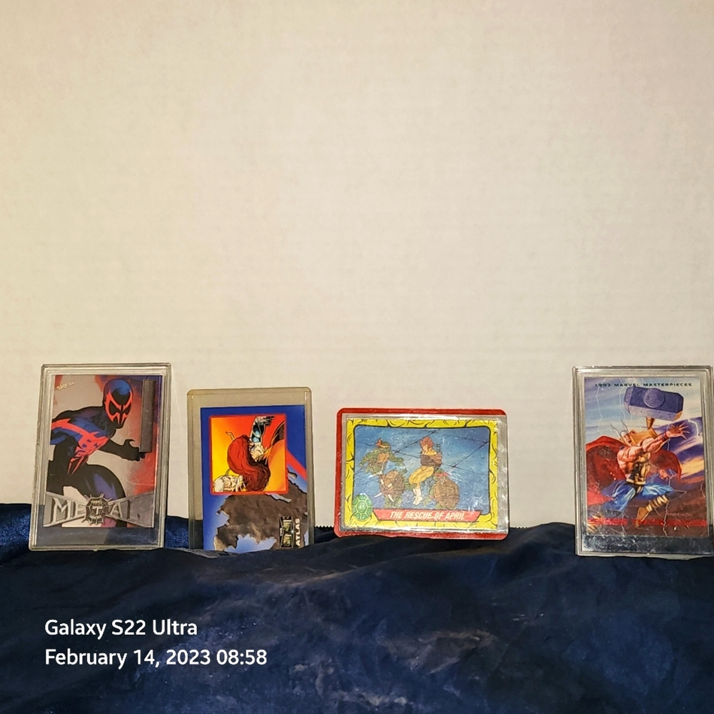 4 comic cards